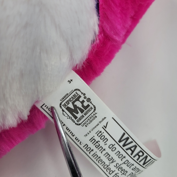 Universal Studios Despicable Me It's So Fluffy Heart Unicorn Rainbow Plush - Picture 7 of 14